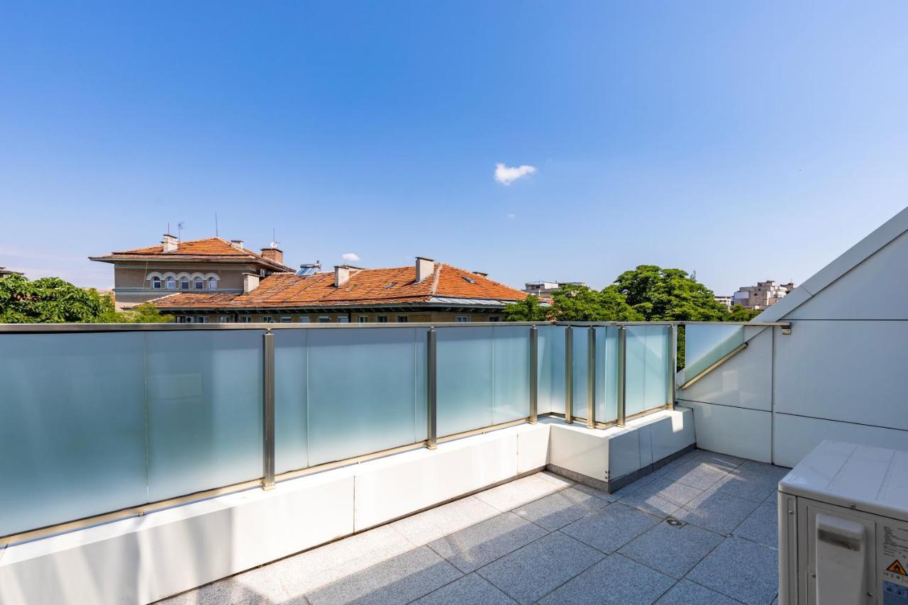 Cityscape Retreat 1Bd Flat In The Heart Of Plovdiv Apartment Luaran gambar